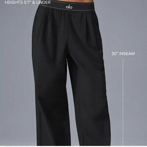 ALO Yoga Black Women's Trousers